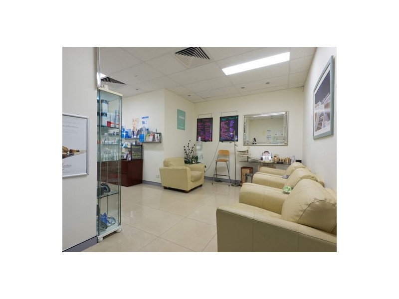 8 3986-3988 Pacific Highway, Loganholme QLD 4129