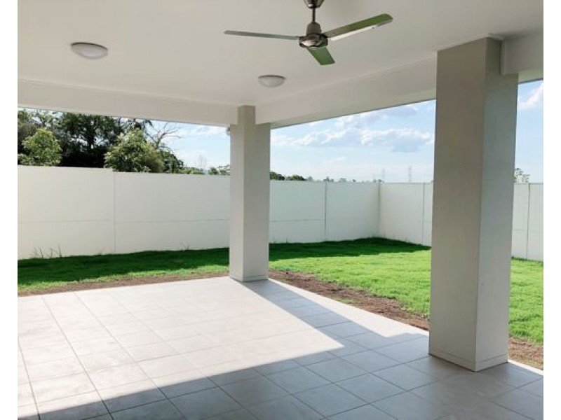 33 Cockatoo Place, Rochedale QLD 4123