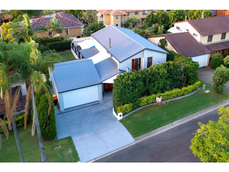 12 Kernow Street, Robertson QLD 4109