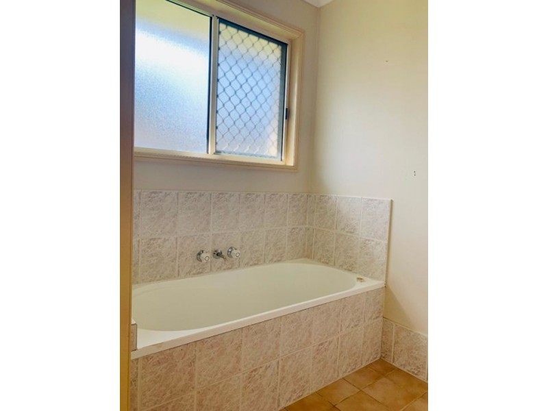 14 Campbell Street, Loganlea QLD 4131