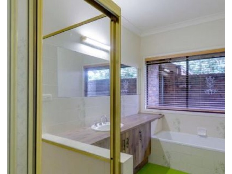 14 Darlington Street, Macgregor QLD 4109