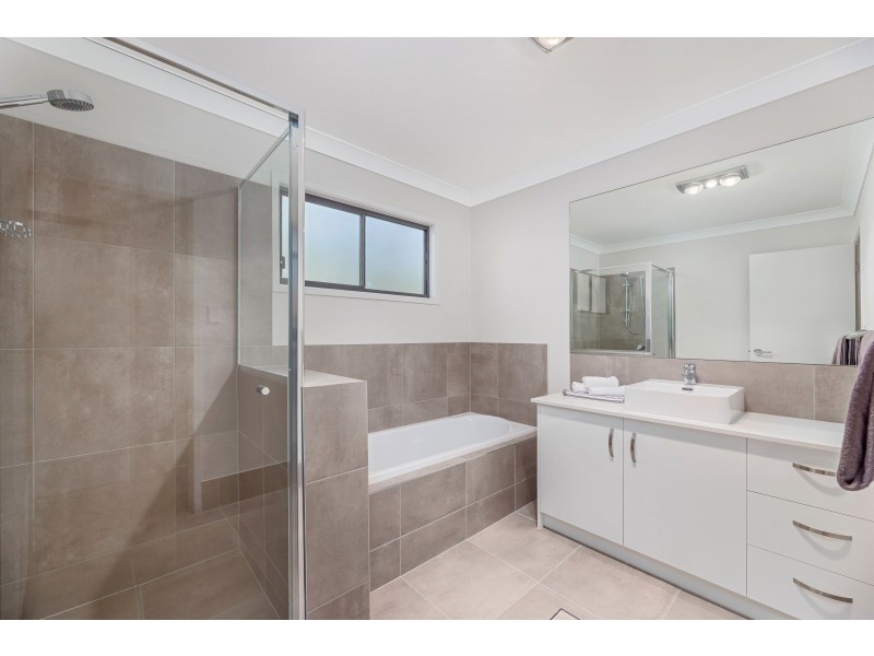 46 Auvern Street, Lota QLD 4179