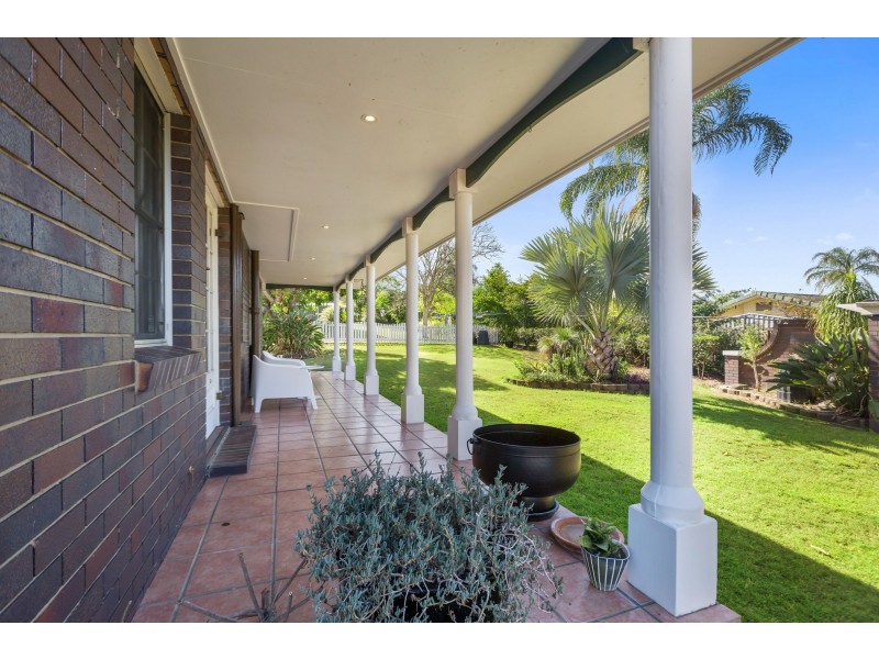 9 Akora Street, Macgregor QLD 4109