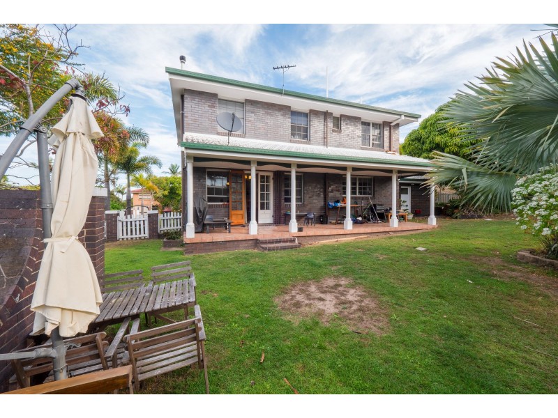 9 Akora Street, Macgregor QLD 4109