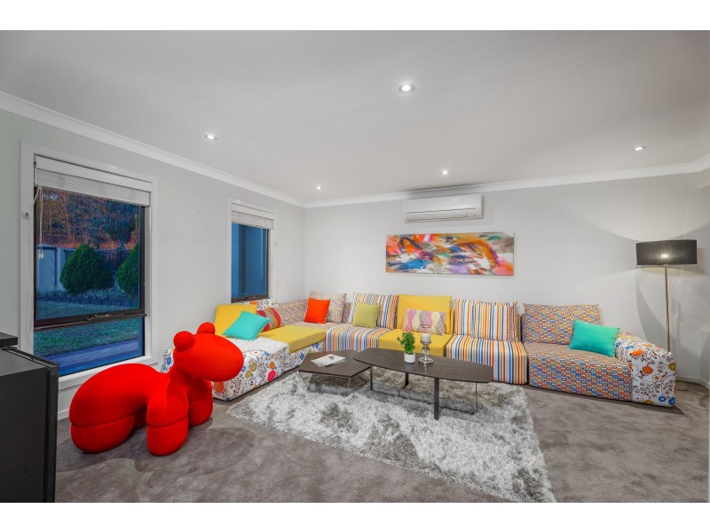 51 Willowleaf Close, Stretton QLD 4116