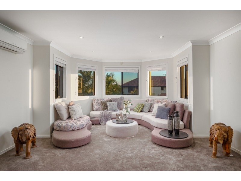 51 Willowleaf Close, Stretton QLD 4116