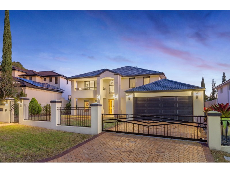 51 Willowleaf Close, Stretton QLD 4116