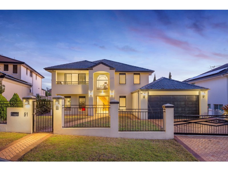 51 Willowleaf Close, Stretton QLD 4116