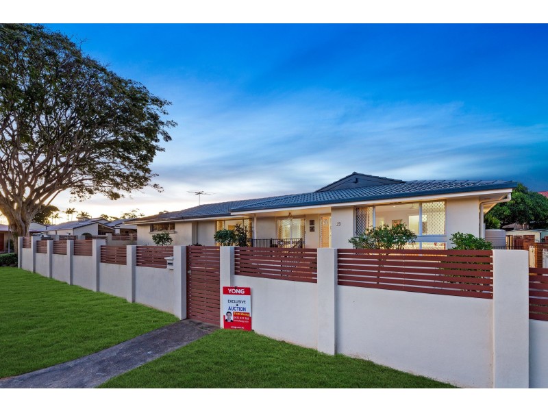 19 Cornell Street, Robertson QLD 4109