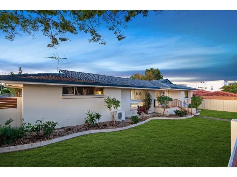 19 Cornell Street, Robertson QLD 4109