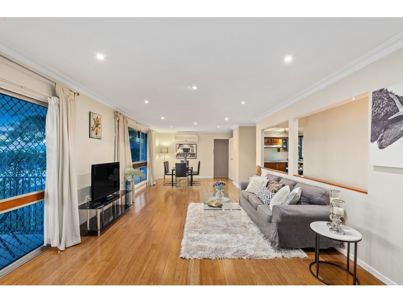 19 Cornell Street, Robertson QLD 4109