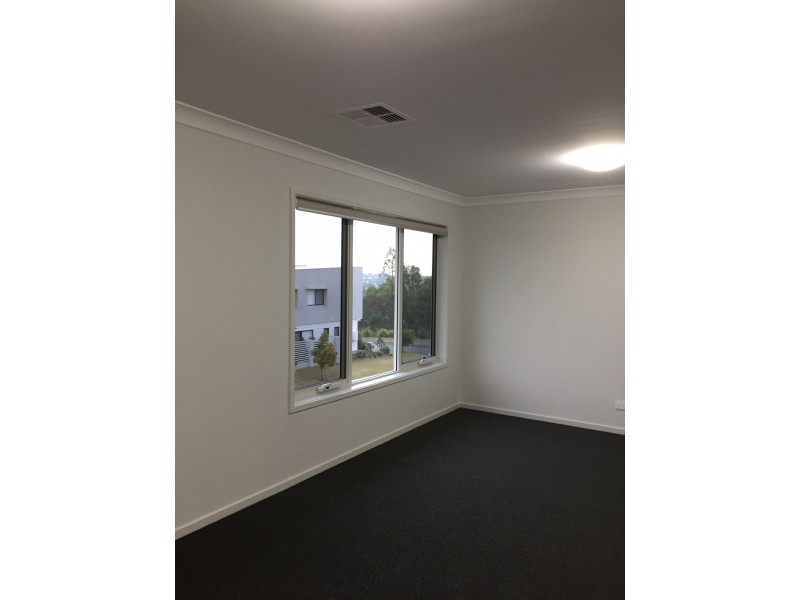 37 Eagle Parade, Rochedale QLD 4123