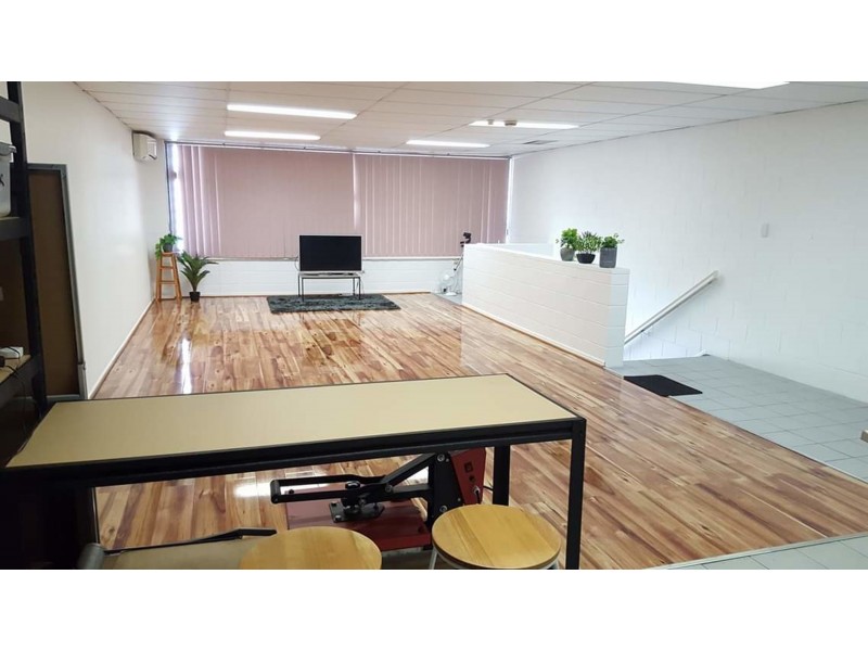 2A 32 Meadow Ave, Coopers Plains QLD 4108