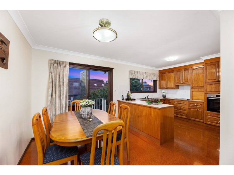 24 Orpheus Street, Robertson QLD 4109