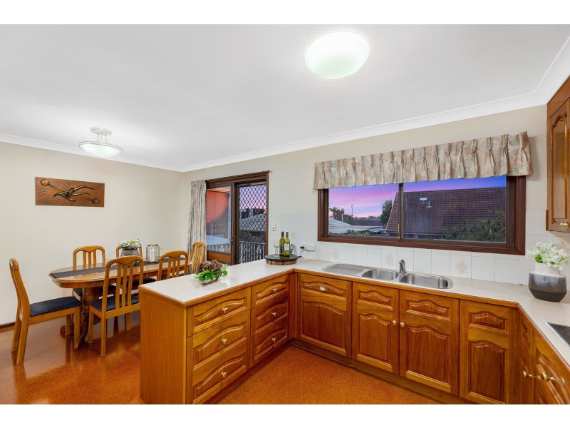 24 Orpheus Street, Robertson QLD 4109