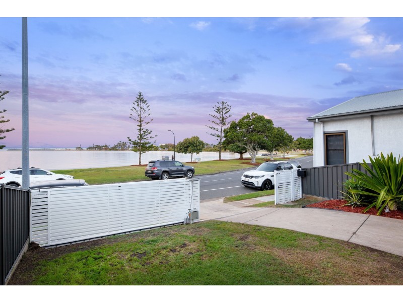 391 Esplanade, Manly QLD 4179