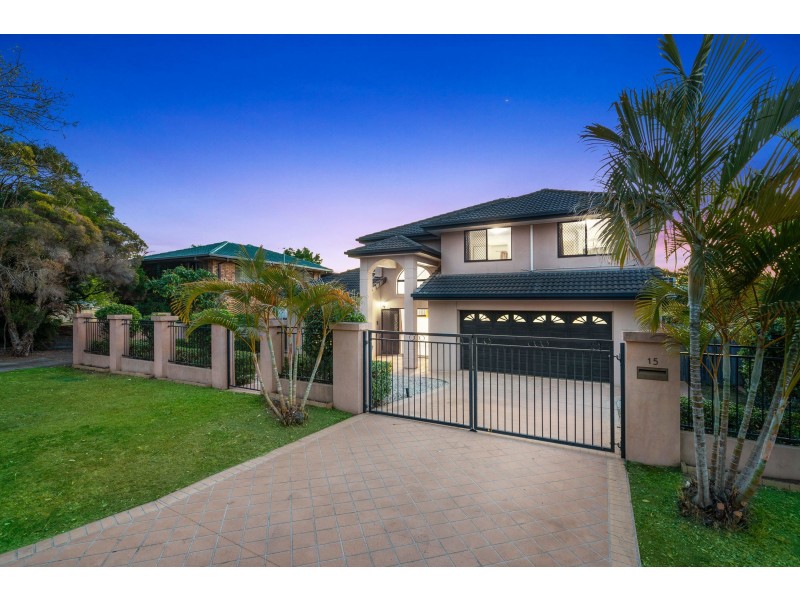 15 Estoril Street, Robertson QLD 4109