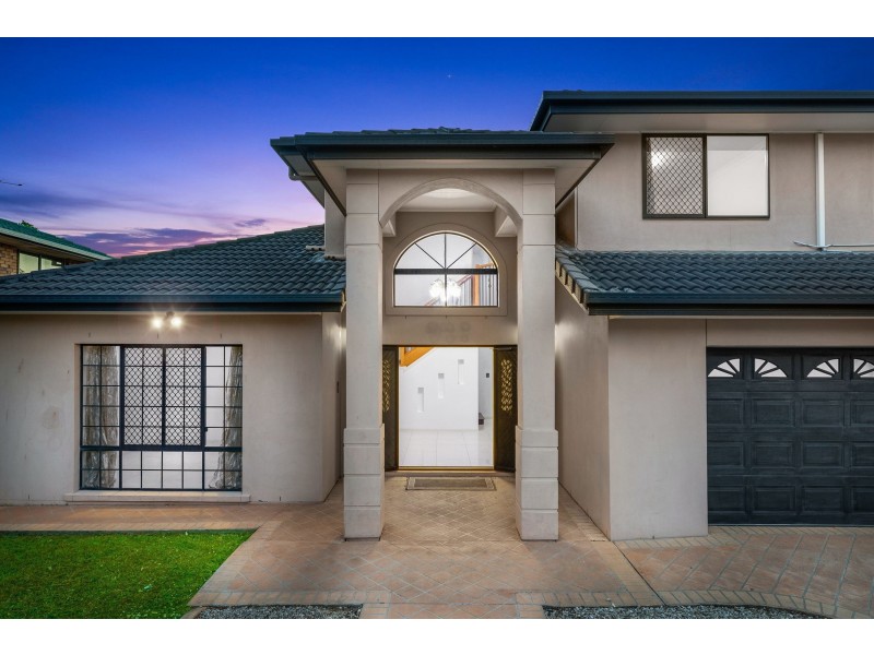 15 Estoril Street, Robertson QLD 4109