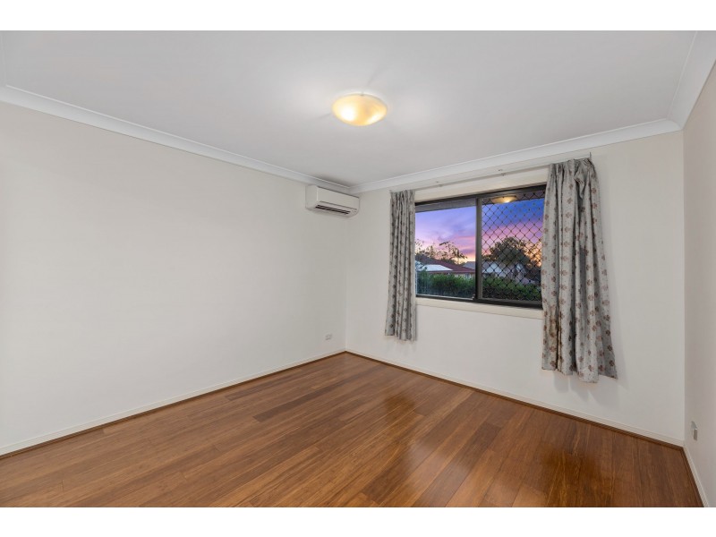 15 Estoril Street, Robertson QLD 4109