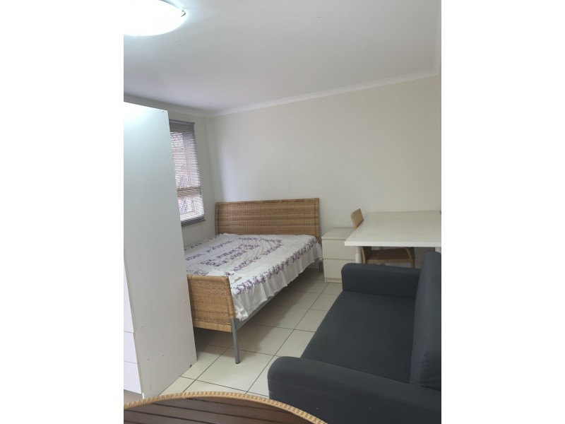 5 Chadford Street, Sunnybank QLD 4109