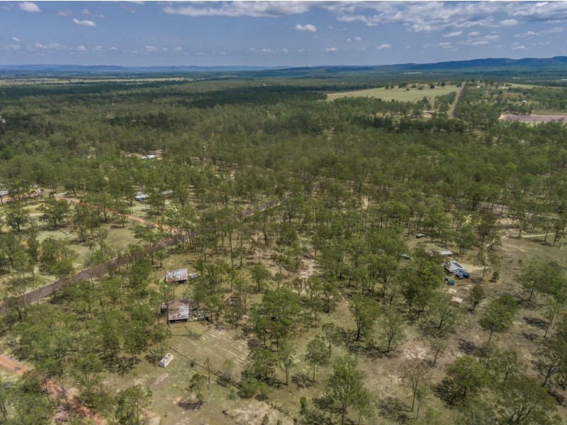 16 Naomi Road, Lockyer Waters QLD 4311