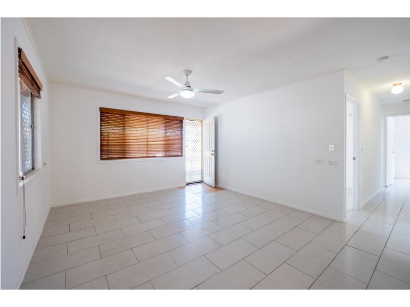 ? Benaud Street, Macgregor QLD 4109