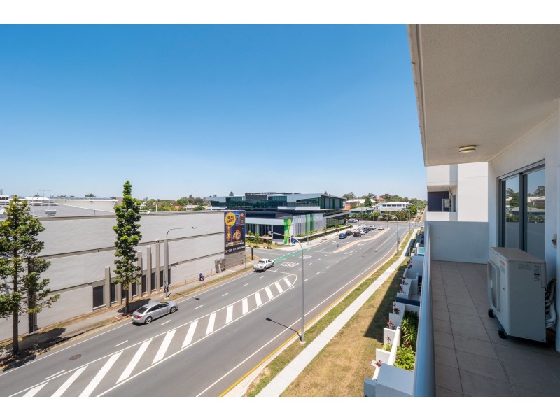 2305/19 Playfield Street, Chermside QLD 4032