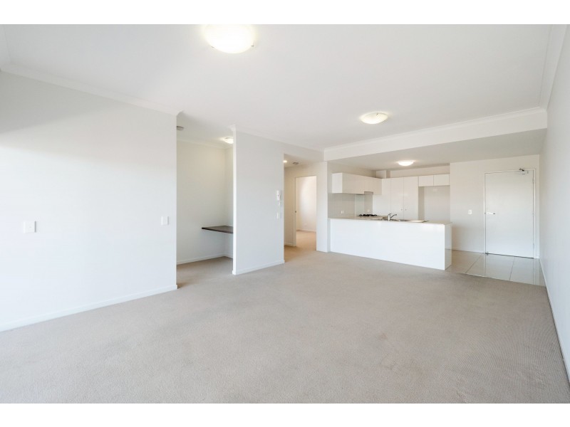 2305/19 Playfield Street, Chermside QLD 4032