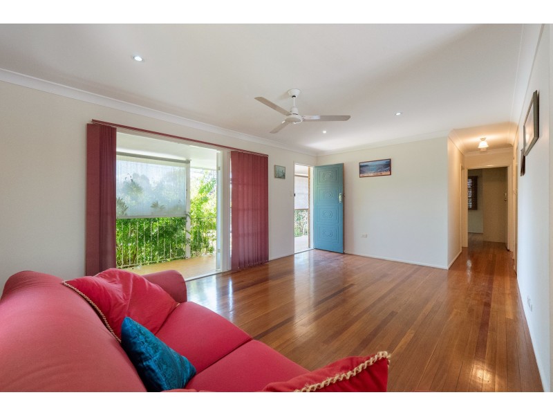 675 Mains Road, Macgregor QLD 4109