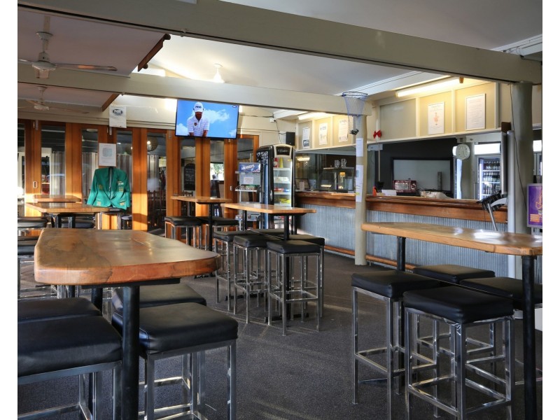 212 College Road (Brisbane River Golf Club), Karana Downs QLD 4306