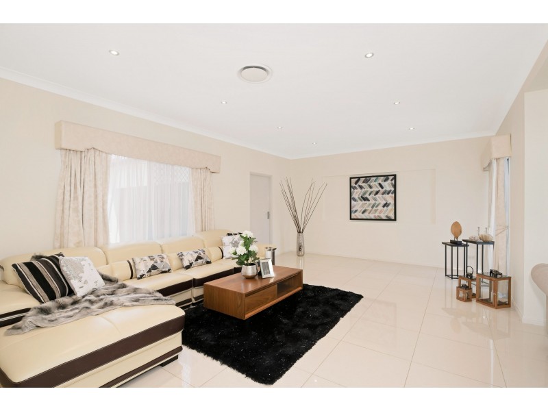 120 The Avenue, Sunnybank Hills QLD 4109