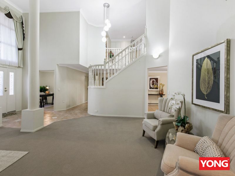28 Honeysuckle Way, Calamvale QLD 4116