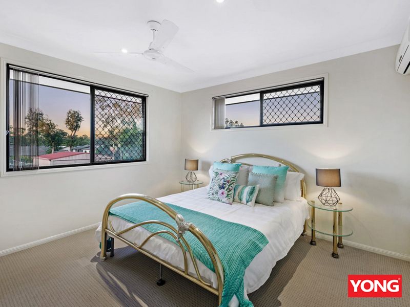28 Honeysuckle Way, Calamvale QLD 4116