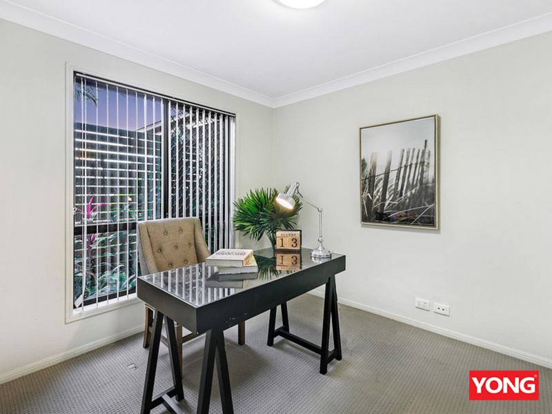 28 Honeysuckle Way, Calamvale QLD 4116