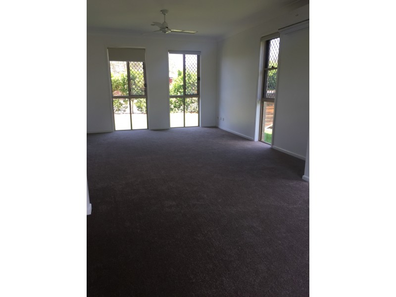 1 Sugar Glider Street, Berrinba QLD 4117