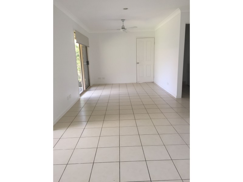 1 Sugar Glider Street, Berrinba QLD 4117