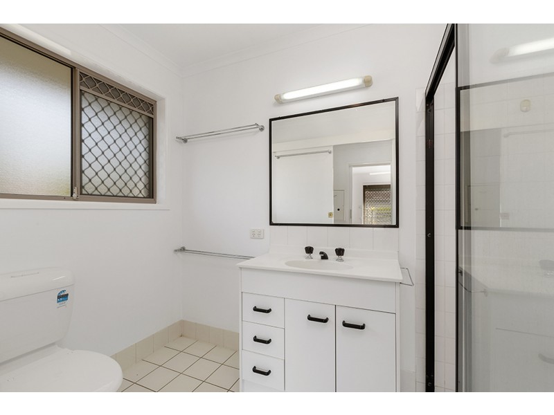 27 Chesterfield Crescent, Kuraby QLD 4112