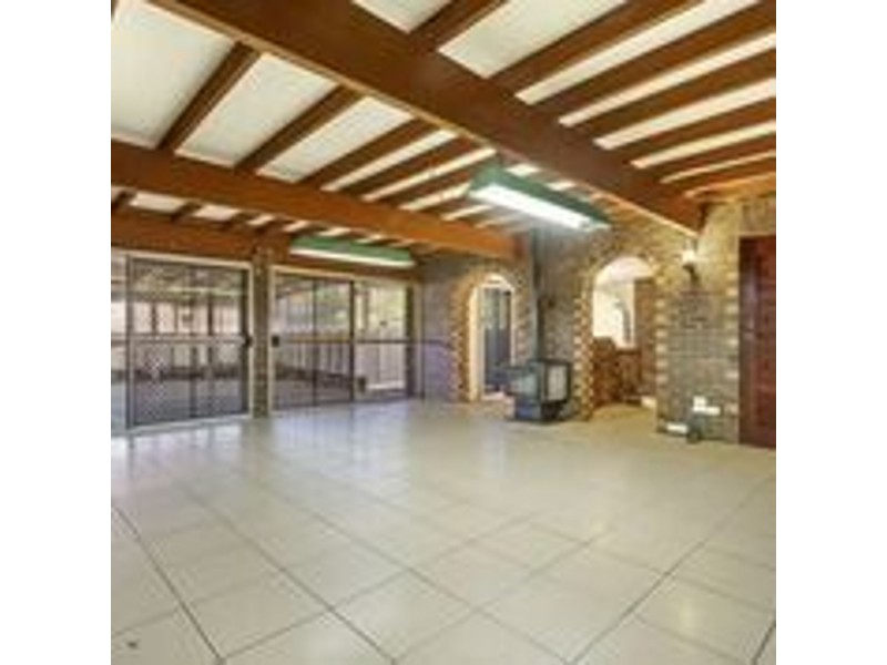 10 Lambert Drive, Calamvale QLD 4116