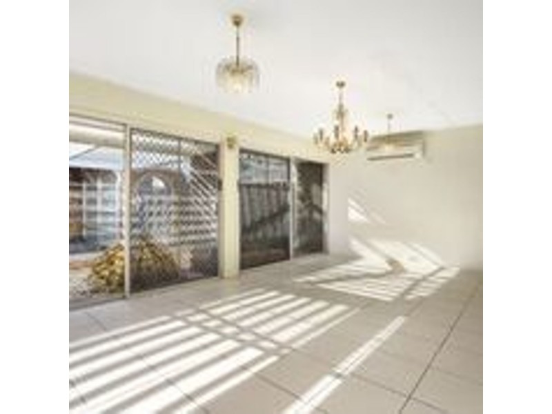 10 Lambert Drive, Calamvale QLD 4116