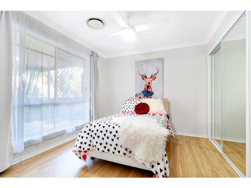 61 Michelangelo Crescent, Mackenzie QLD 4156