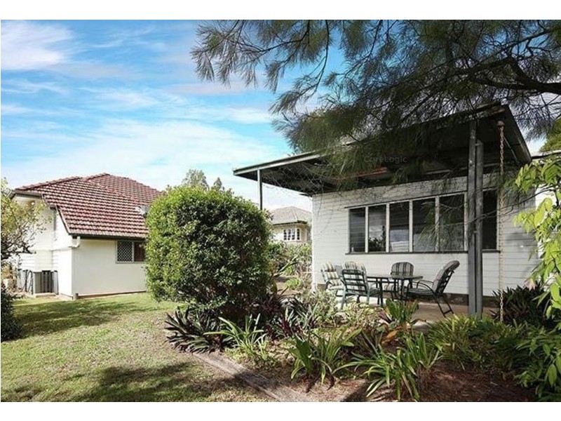 5 Beechcroft Street, Coopers Plains QLD 4108