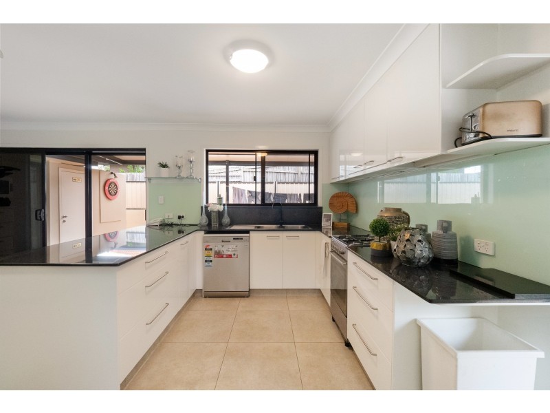 15 Comley St, Sunnybank QLD 4109