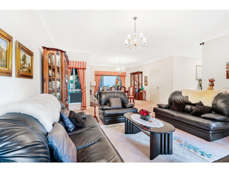 15 Tulipwood Place, Stretton QLD 4116
