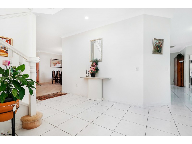 15 Tulipwood Place, Stretton QLD 4116