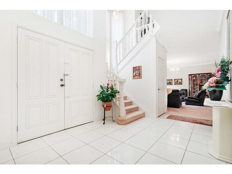 15 Tulipwood Place, Stretton QLD 4116