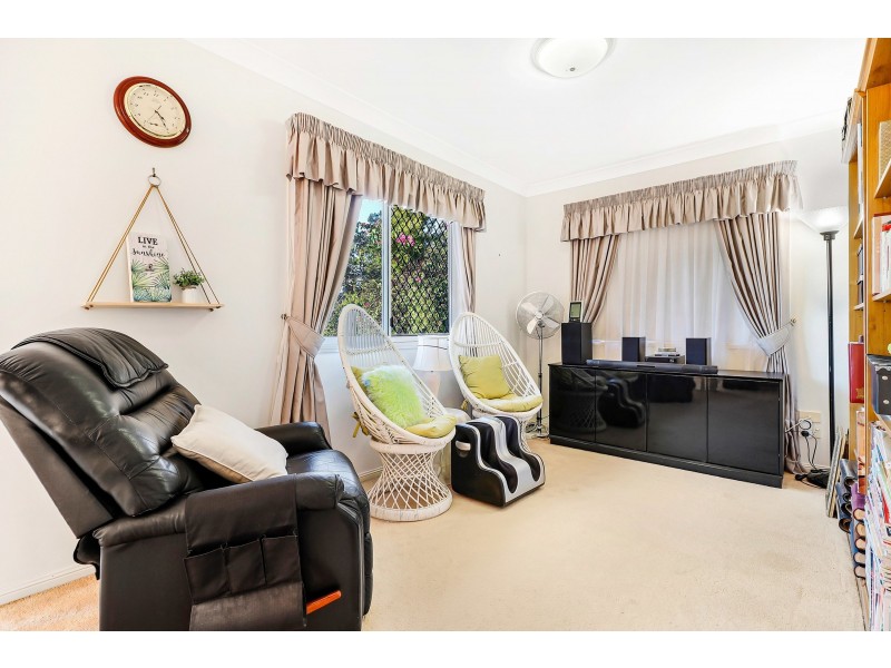 15 Tulipwood Place, Stretton QLD 4116