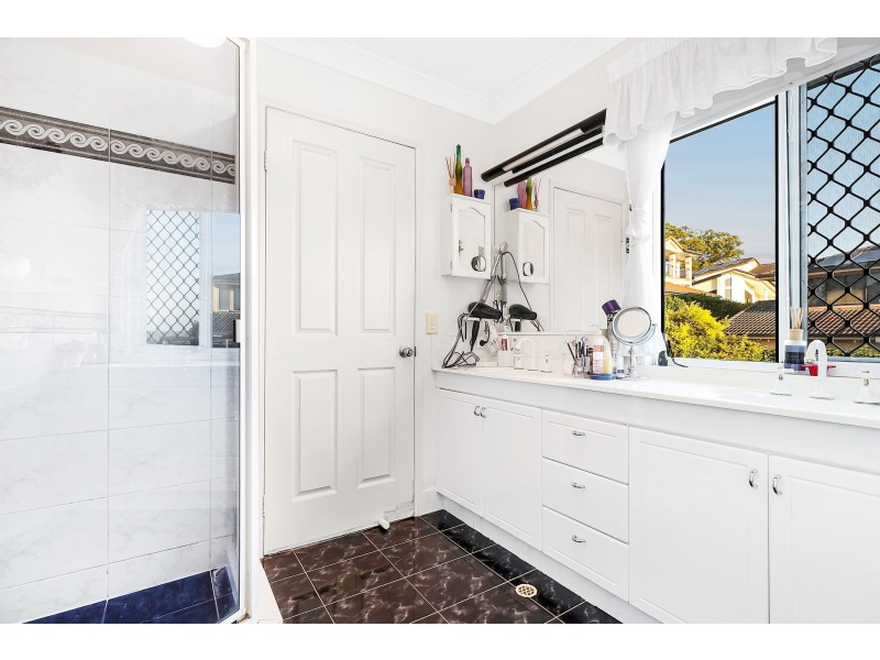 15 Tulipwood Place, Stretton QLD 4116