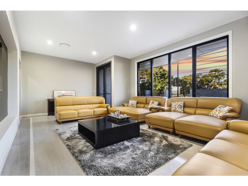 1857 Sawgrass Pl, Sanctuary Cove QLD 4212