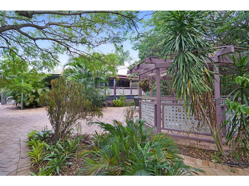 74 Station Road, Loganlea QLD 4131