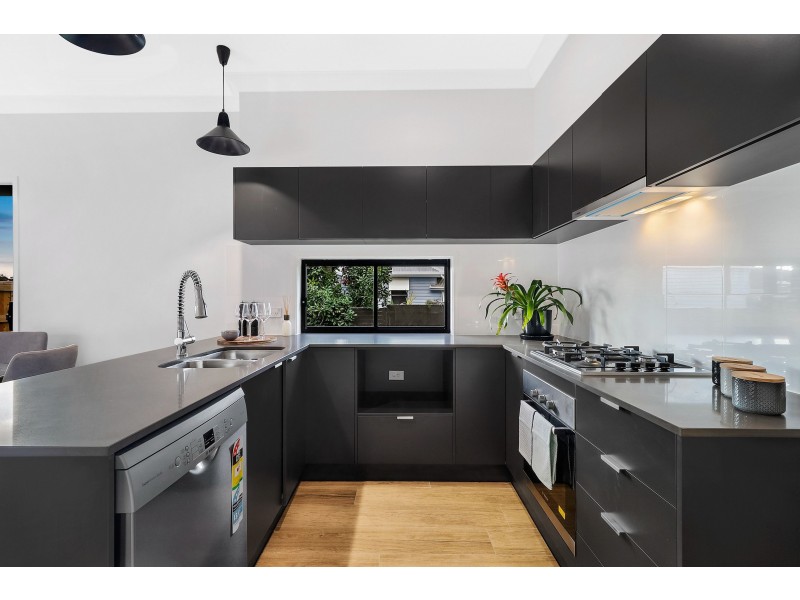 2 Storey Home, 371 Beenleigh Road, Sunnybank QLD 4109